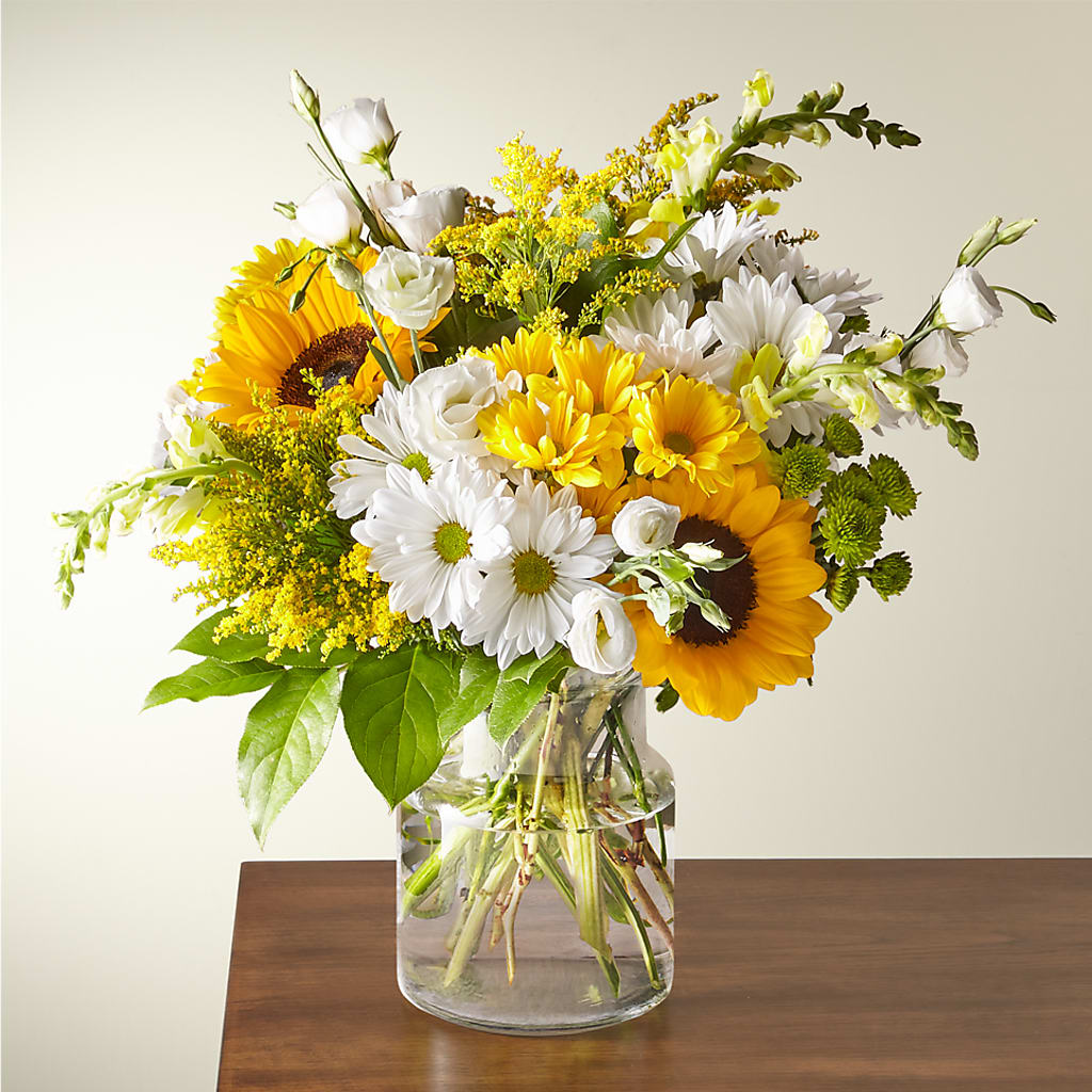 Hello Sunshine Bouquet – GARRISON DESIGNS FLORIST & INTERIORS, Huntington WV
