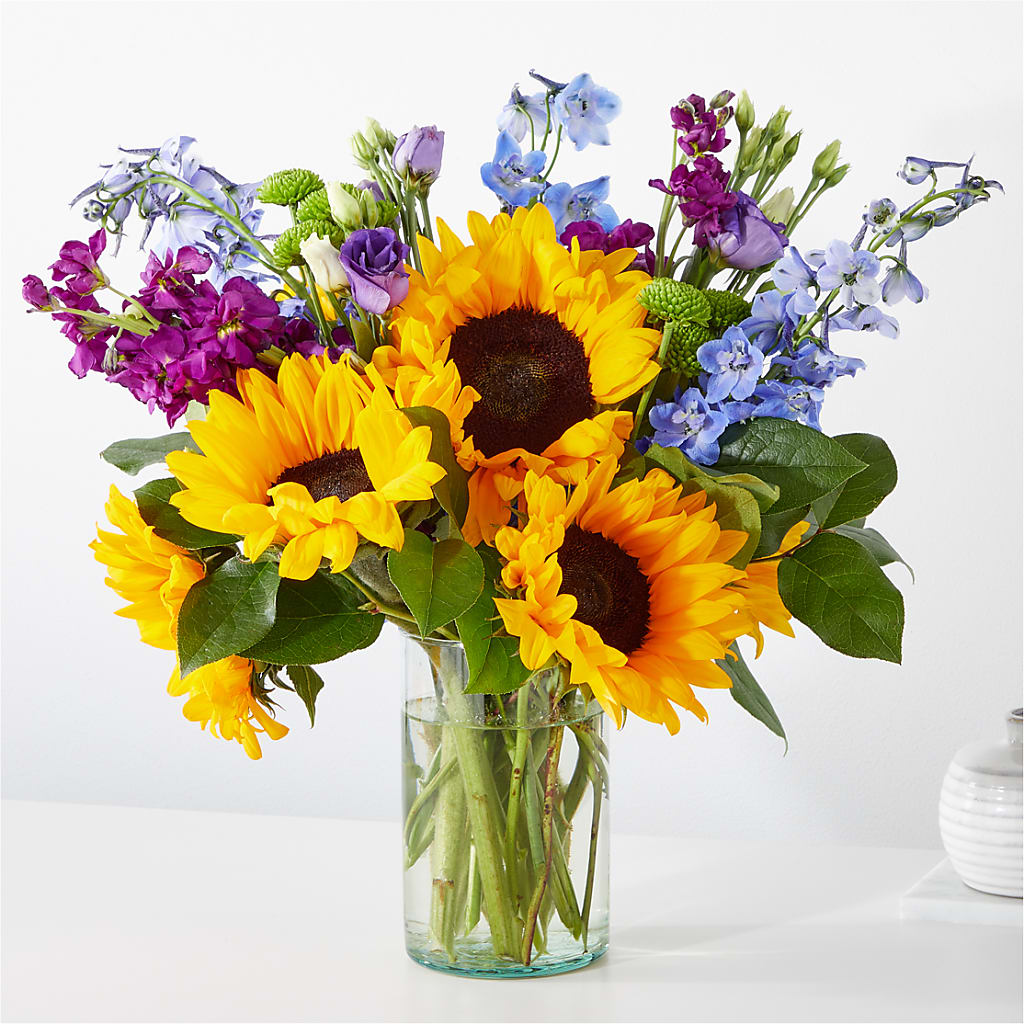 Catching Rays Bouquet – GARRISON DESIGNS FLORIST & INTERIORS, Huntington WV