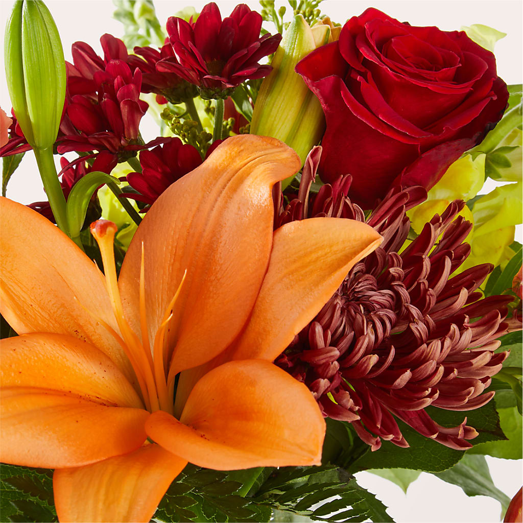 Sweater Season - A Florist Original – GARRISON DESIGNS FLORIST & INTERIORS, Huntington WV