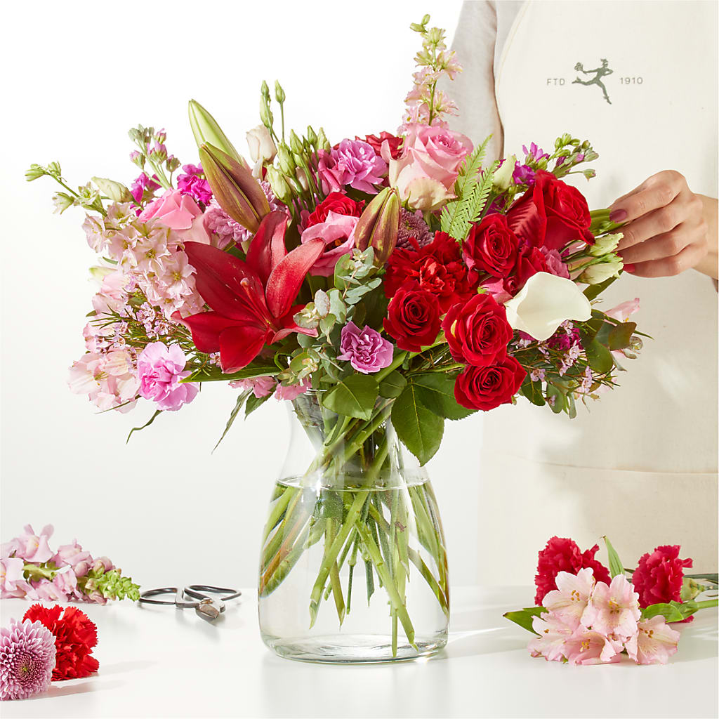 Together Forever - A Florist Original – GARRISON DESIGNS FLORIST & INTERIORS, Huntington WV