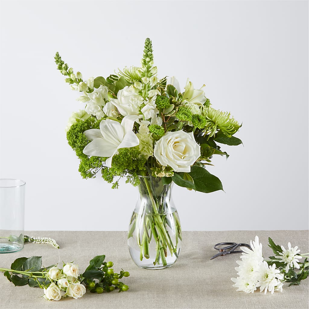 Irish Garden - A Florist Original – GARRISON DESIGNS FLORIST & INTERIORS, Huntington WV