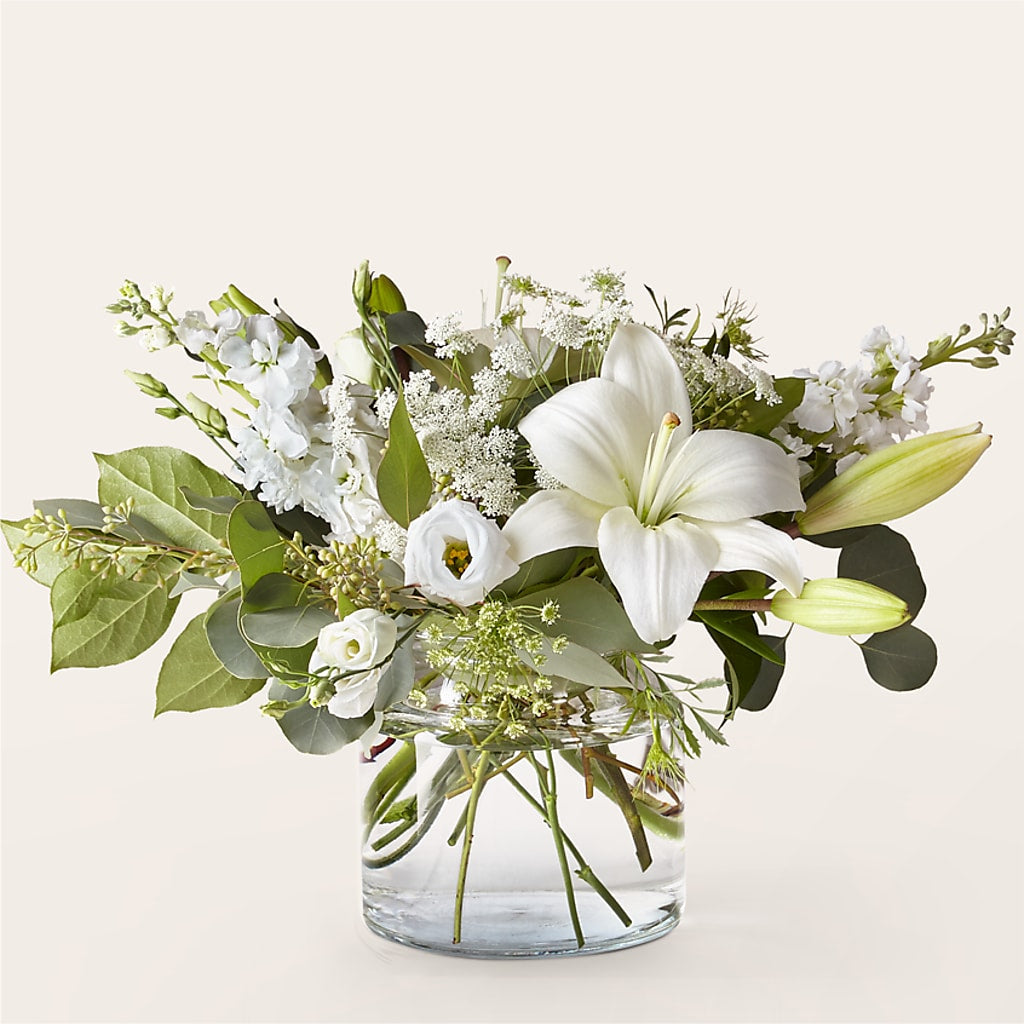 Alluring Elegance Bouquet – GARRISON DESIGNS FLORIST & INTERIORS, Huntington WV
