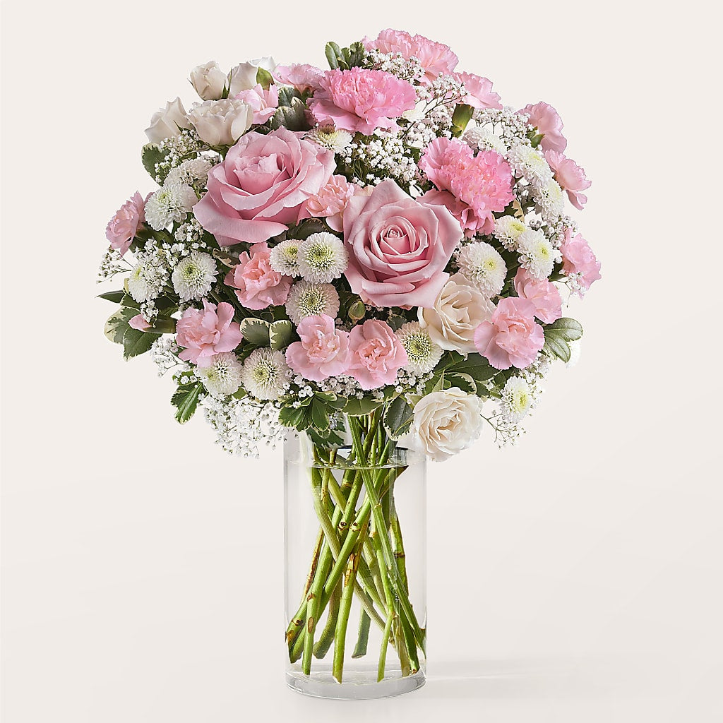 Vintage Glamour Bouquet – GARRISON DESIGNS FLORIST & INTERIORS, Huntington WV