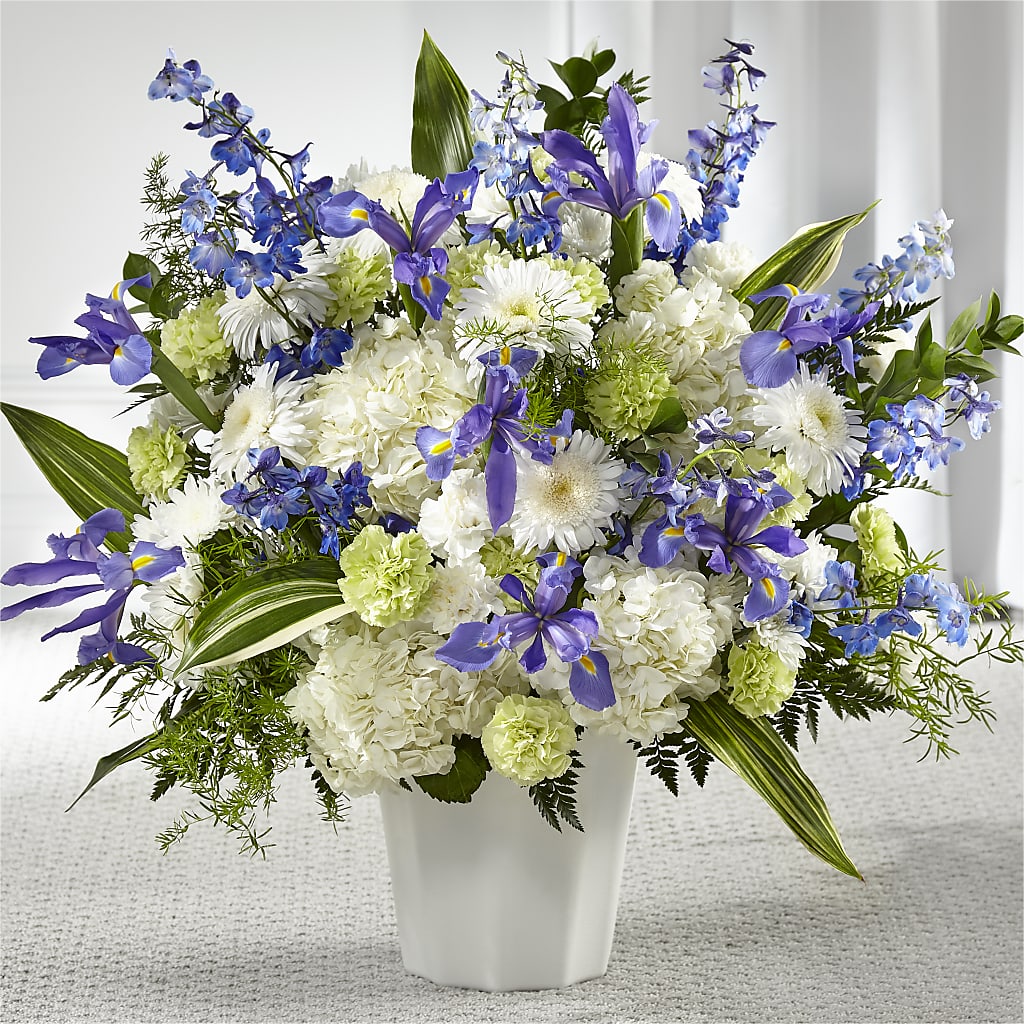 Soft Serenity Floor Basket – GARRISON DESIGNS FLORIST & INTERIORS, Huntington WV