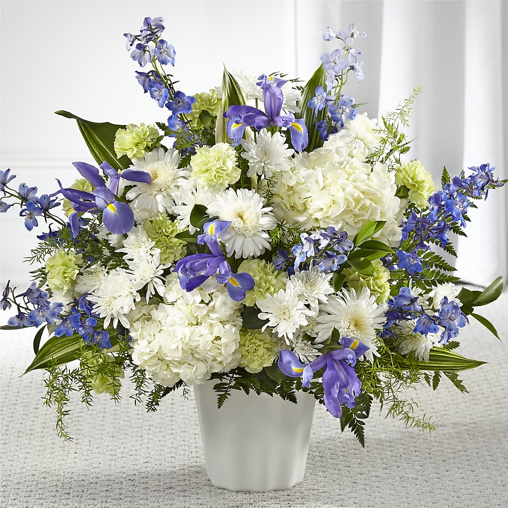 Soft Serenity Floor Basket – GARRISON DESIGNS FLORIST & INTERIORS, Huntington WV