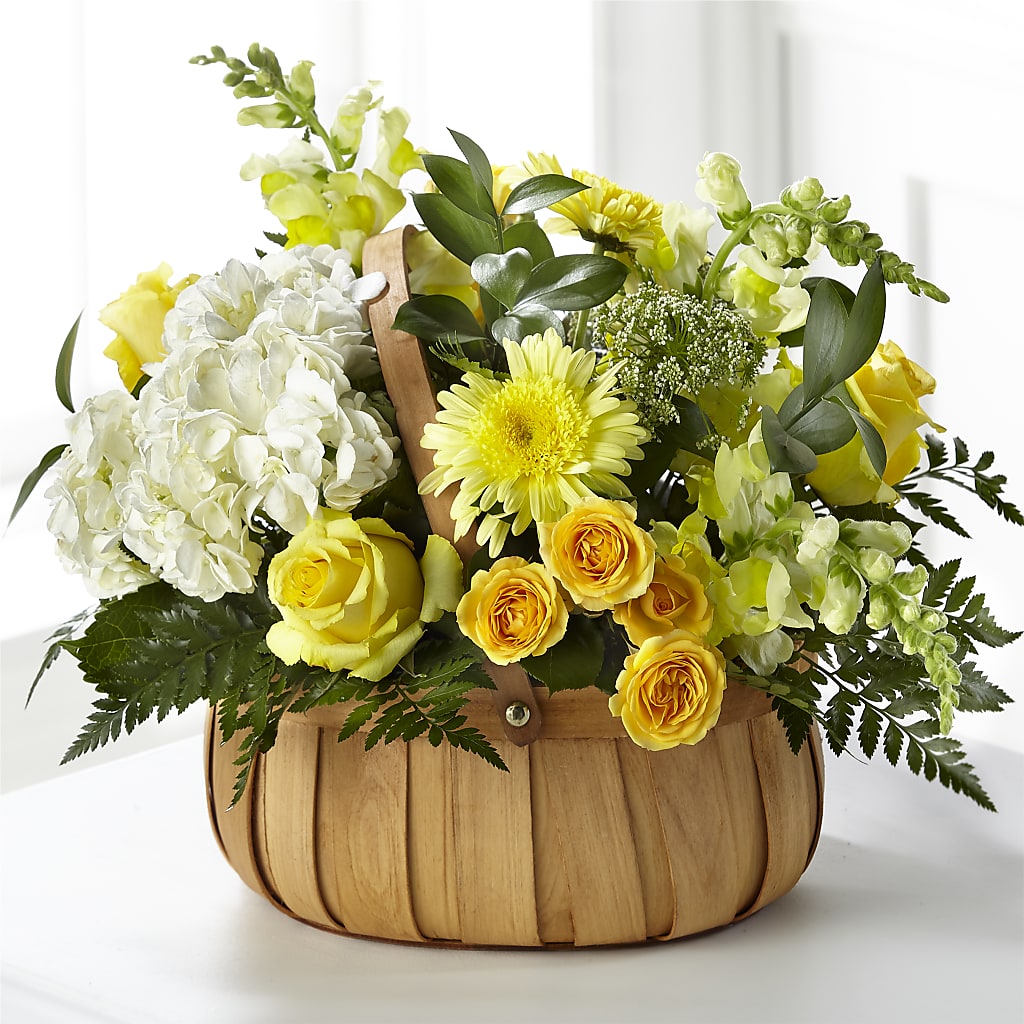 Rustic Remembrance Basket – GARRISON DESIGNS FLORIST & INTERIORS, Huntington WV