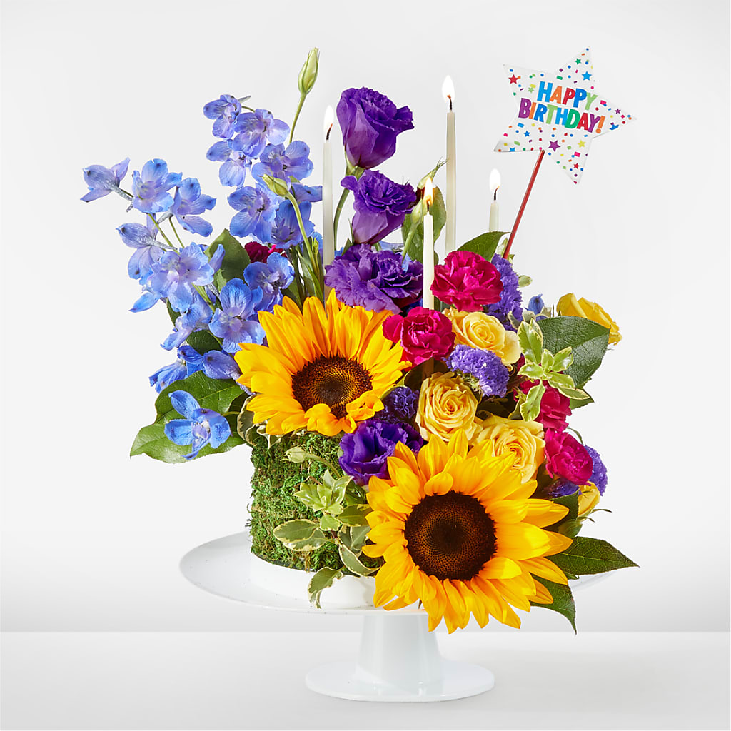 Star of the Day Floral Cake – GARRISON DESIGNS FLORIST & INTERIORS, Huntington WV