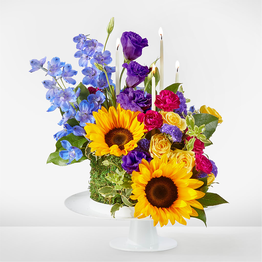 Star of the Day Floral Cake – GARRISON DESIGNS FLORIST & INTERIORS, Huntington WV