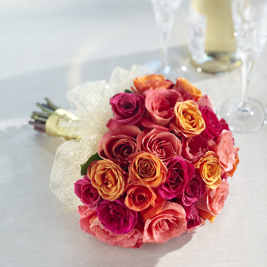 Sweet Roses Bouquet – GARRISON DESIGNS FLORIST & INTERIORS, Huntington WV