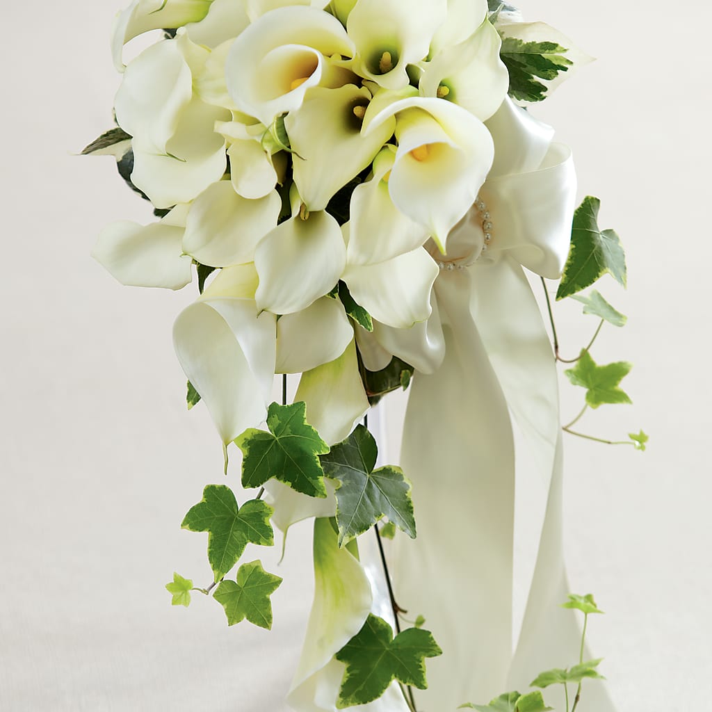 White Chapel Bouquet – GARRISON DESIGNS FLORIST & INTERIORS, Huntington WV
