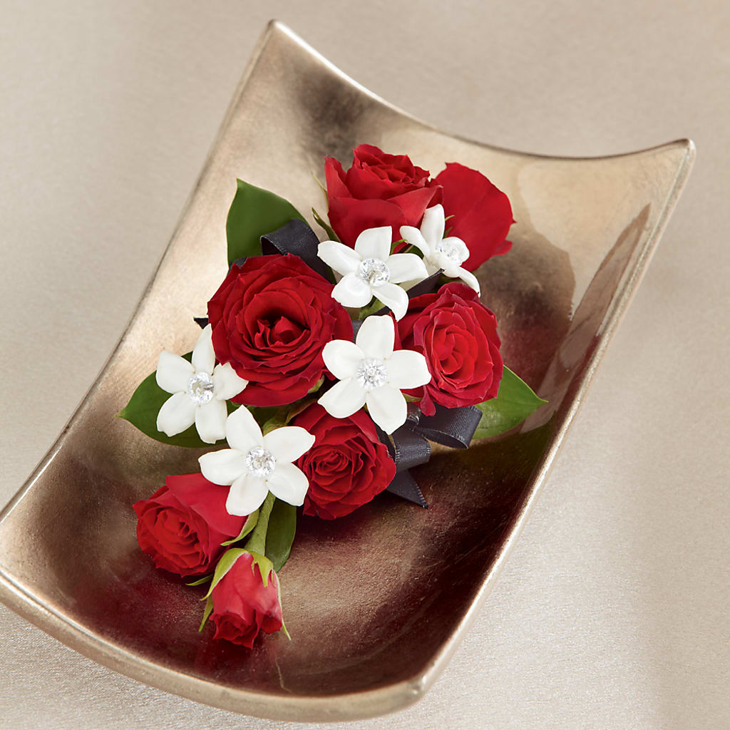 Poetry Corsage – GARRISON DESIGNS FLORIST & INTERIORS, Huntington WV