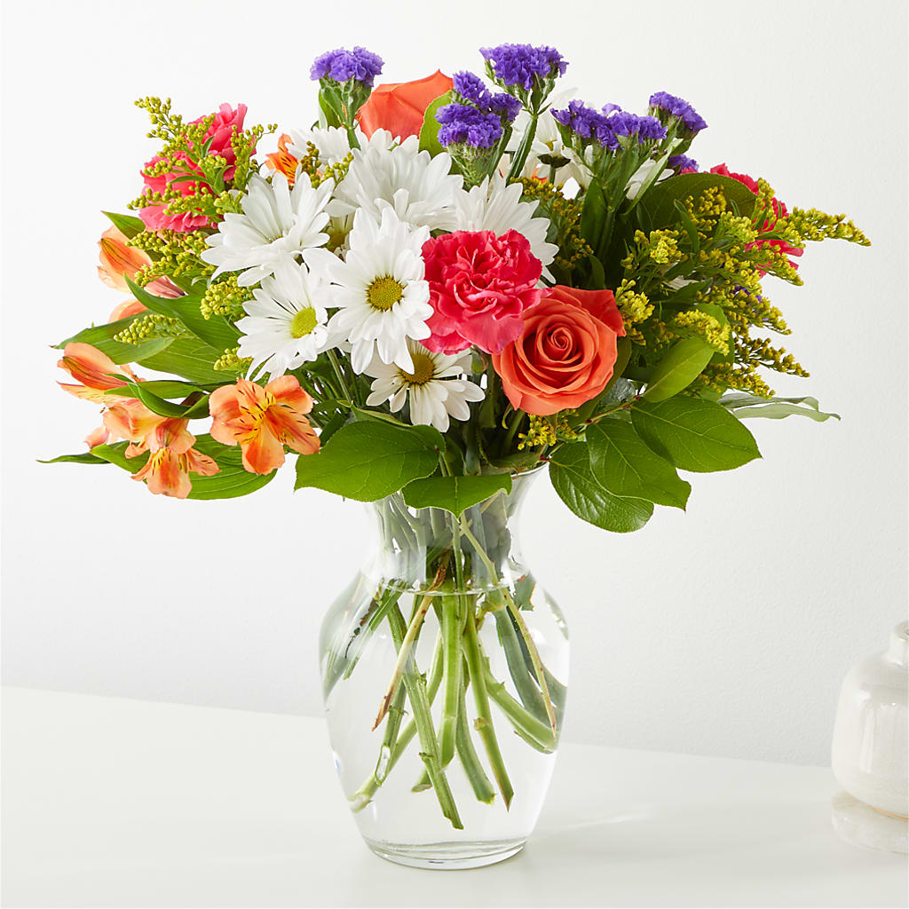Oopsie Daisy Bouquet – GARRISON DESIGNS FLORIST & INTERIORS, Huntington WV