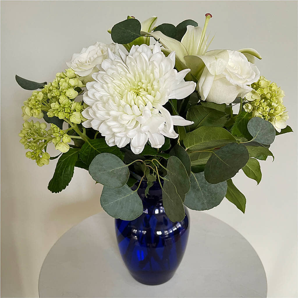 Snowy Dreams Bouquet – GARRISON DESIGNS FLORIST & INTERIORS, Huntington WV