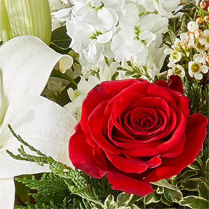 Twinkle Lights Bouquet – GARRISON DESIGNS FLORIST & INTERIORS, Huntington WV