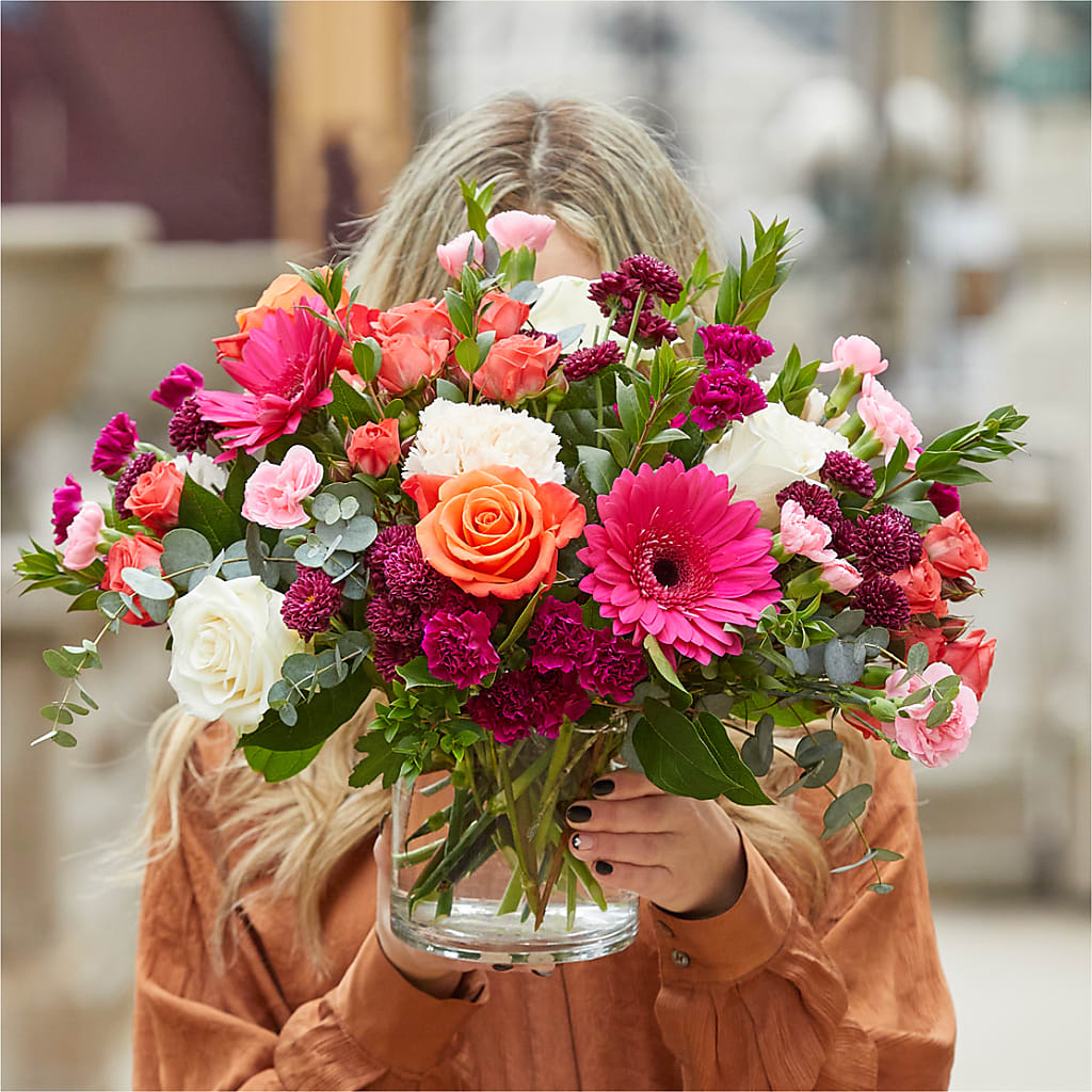 Smell the Roses Bouquet – GARRISON DESIGNS FLORIST & INTERIORS, Huntington WV
