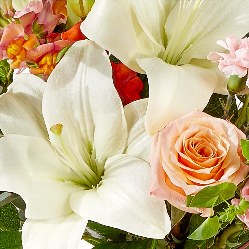 Grapefruit Splash Bouquet – GARRISON DESIGNS FLORIST & INTERIORS, Huntington WV