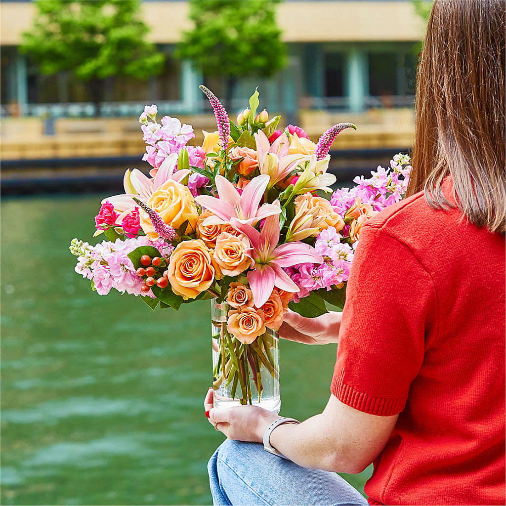 Bisous Bouquet – GARRISON DESIGNS FLORIST & INTERIORS, Huntington WV