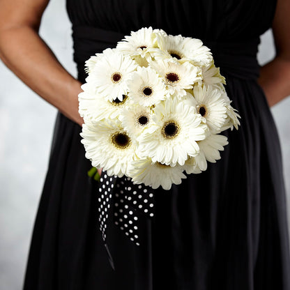 Daisy Delight Bouquet – GARRISON DESIGNS FLORIST & INTERIORS, Huntington WV